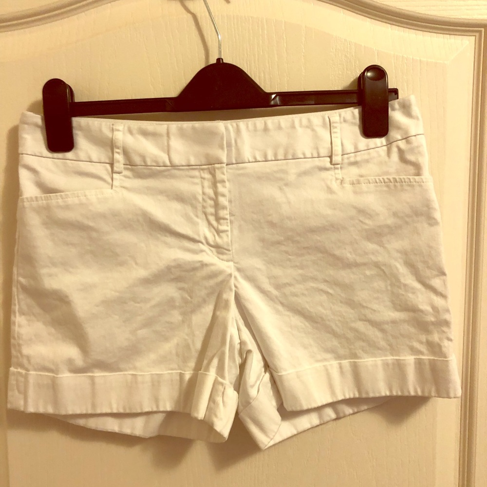 Express- Shorts- White Size 6